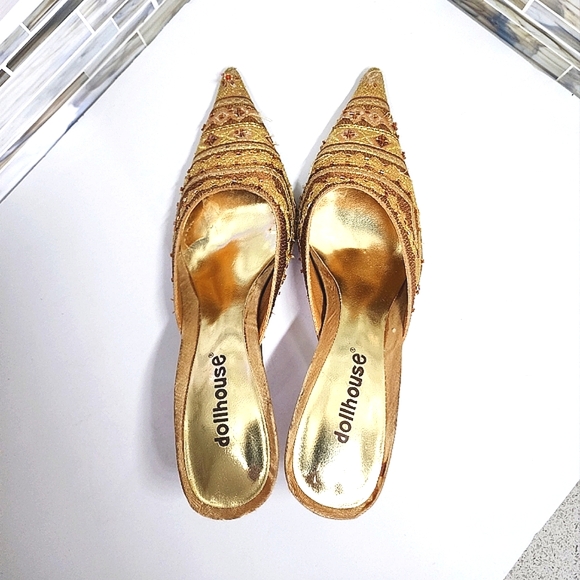 DOLLHOUSE HEELS - Picture 3 of 4